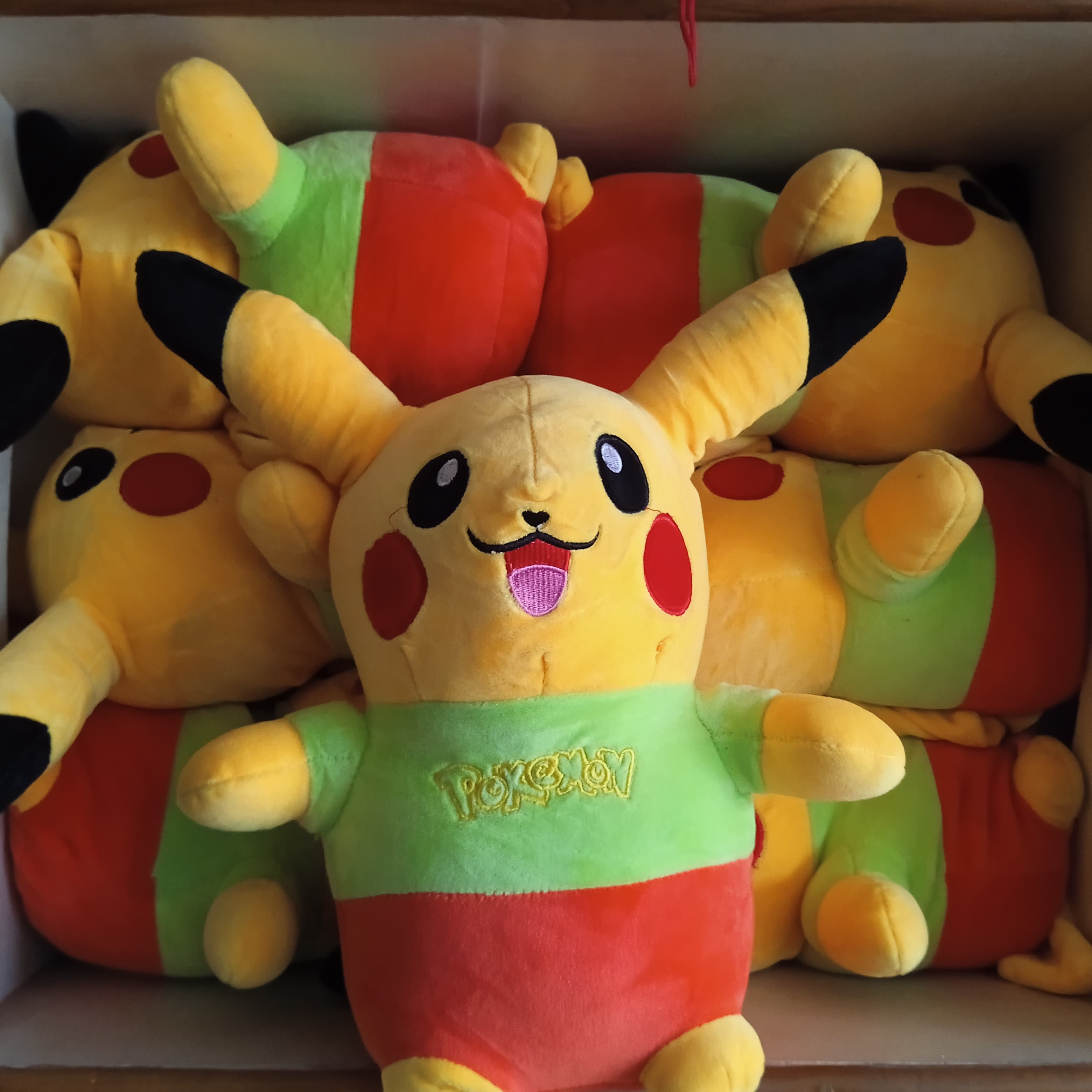  Pikachu soft toy / plush toy